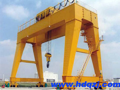 L型單梁門(mén)式起重機(jī)